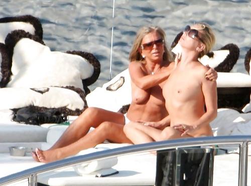 25P Celebs oops 27