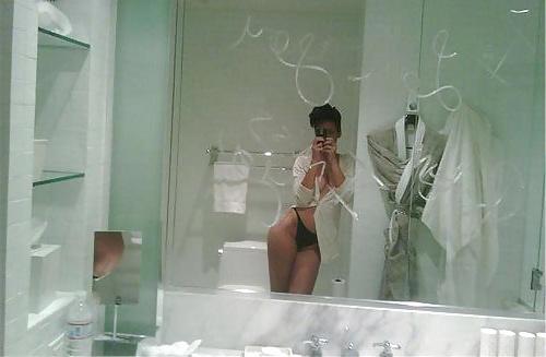 25P Celebs oops 27