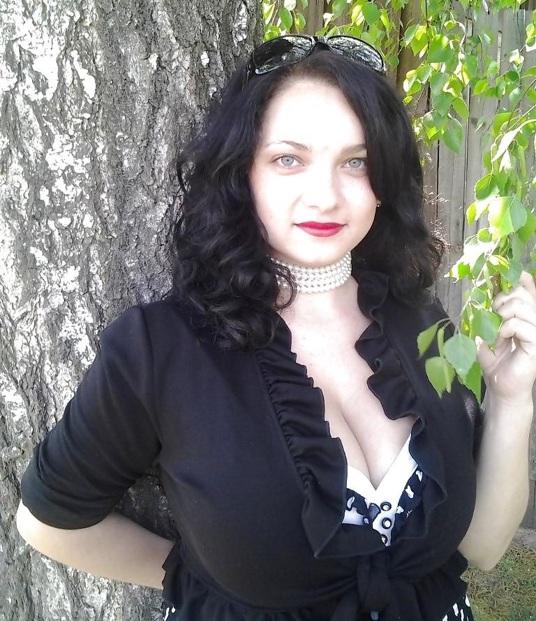 9P Busty Russian Woman 53