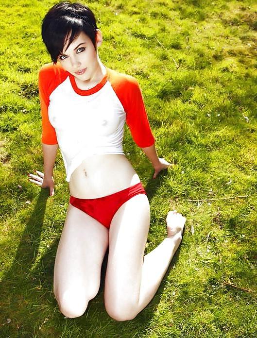 25P Foot fetish and other.