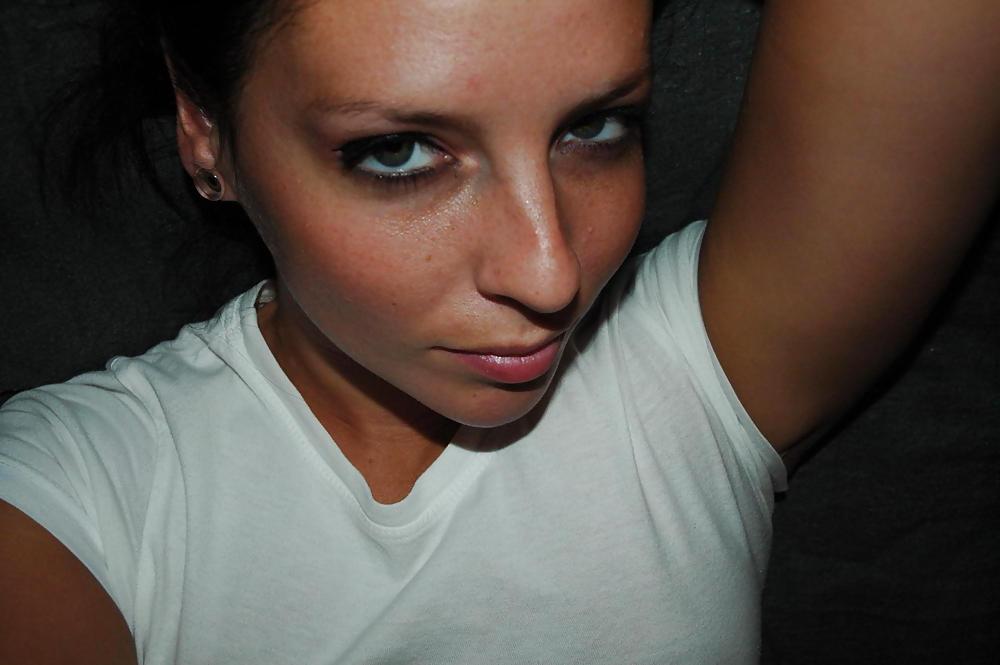 11P Who wants to see her naked? 3