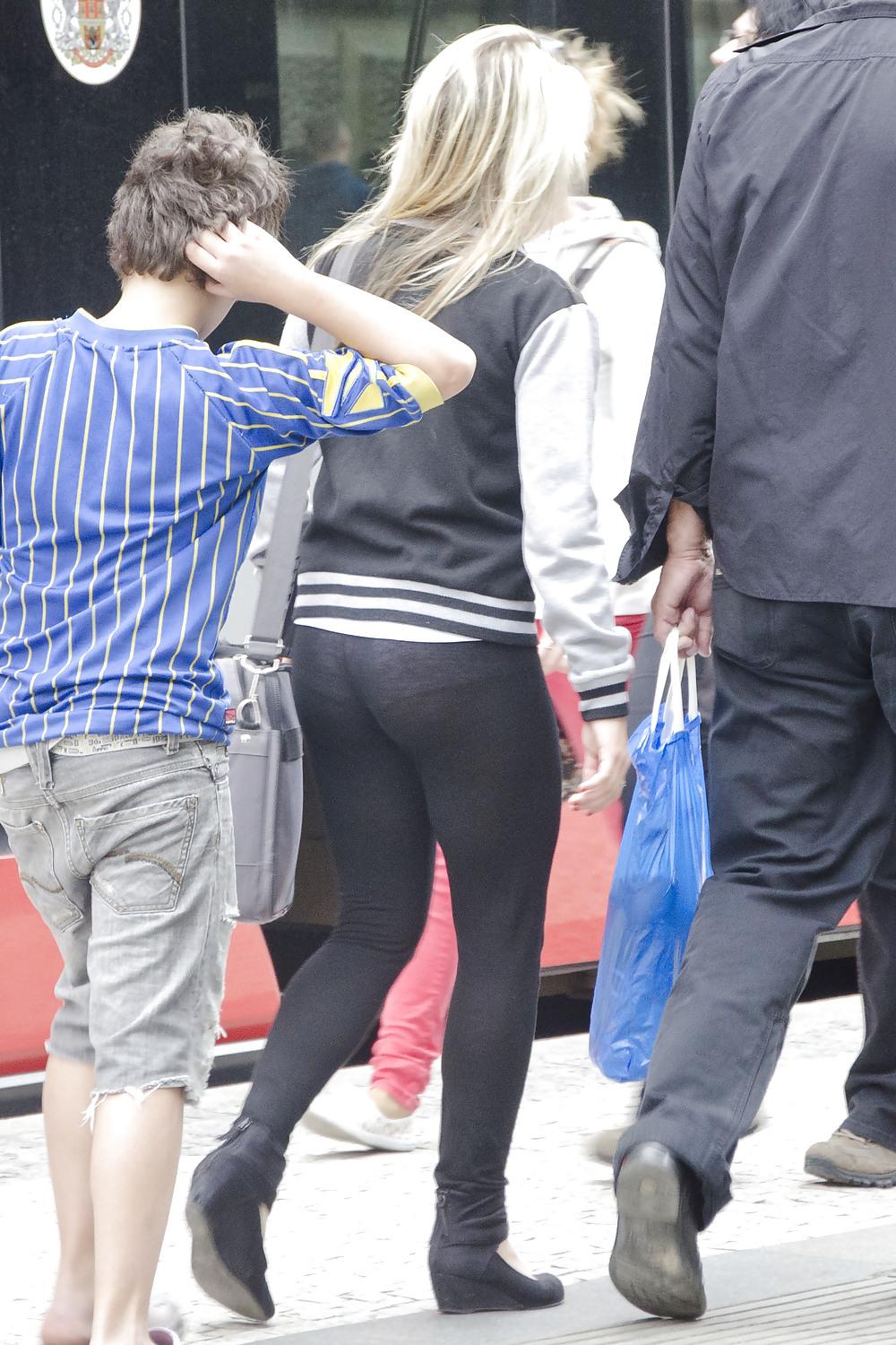 15P Leggins and see thru