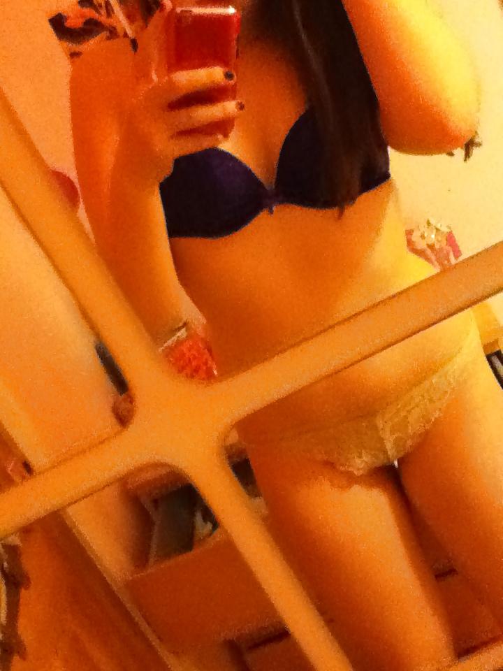 4P Teen self shots