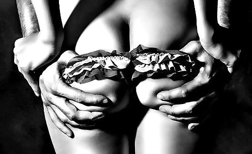 25P COUPLES 2 Black & White rub,suck,fuck,love