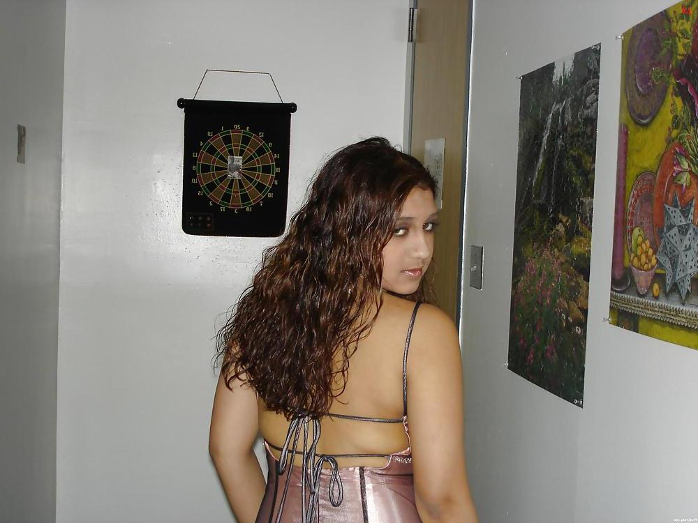 20P Indian Desi Babe Hot & Sexy Indians 