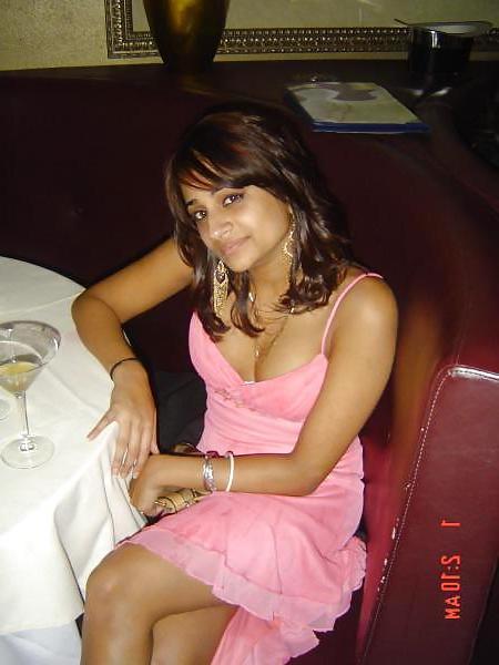 20P Indian Desi Babe Hot & Sexy Indians 