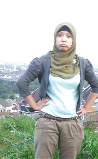 10P Beauty & hot indonesian jilbab hijab tudung 5