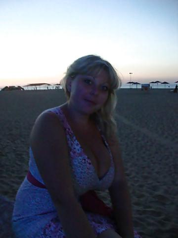 11P Busty Russian Woman 103