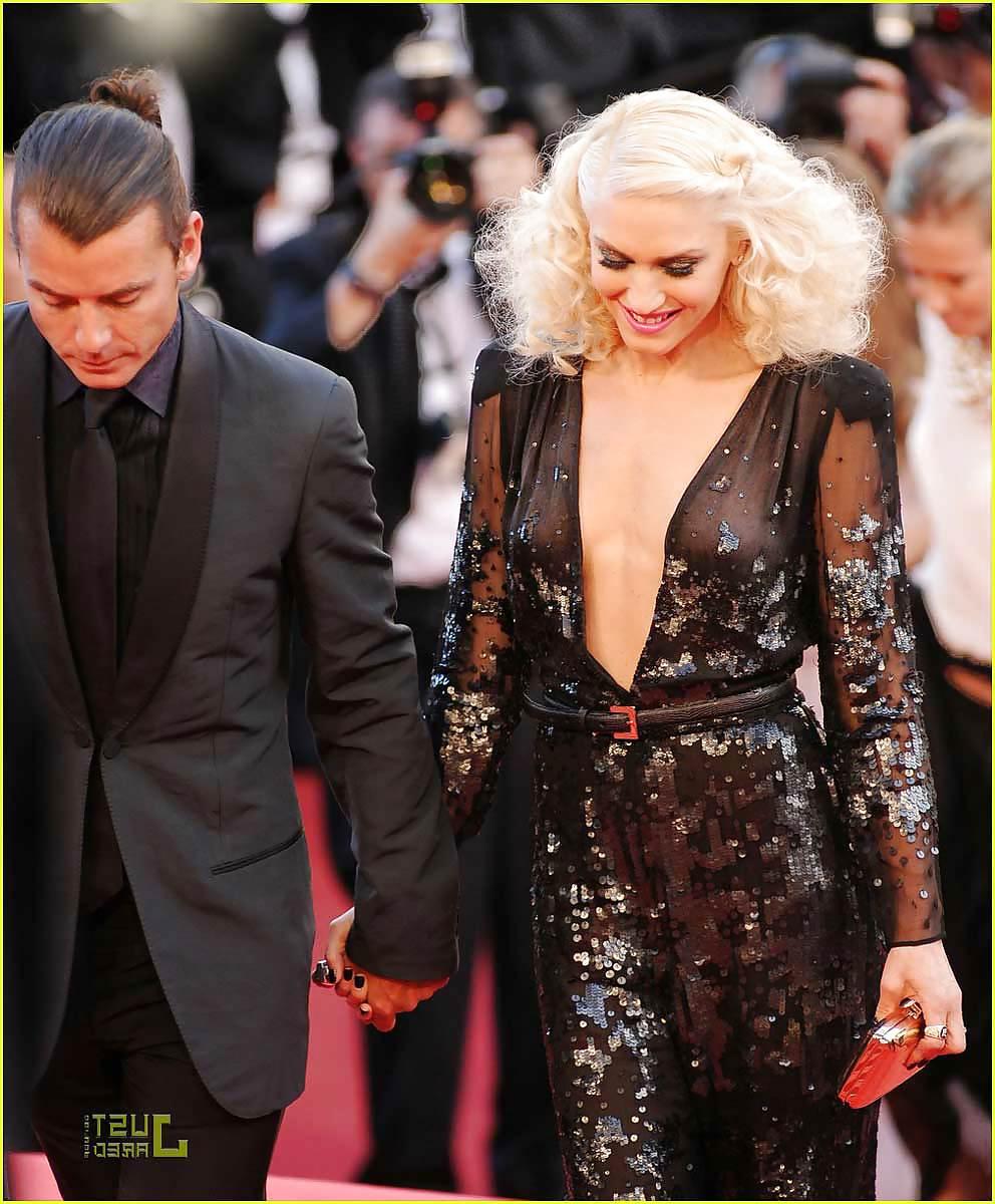 22P Gwen Stefani See-Thru 2