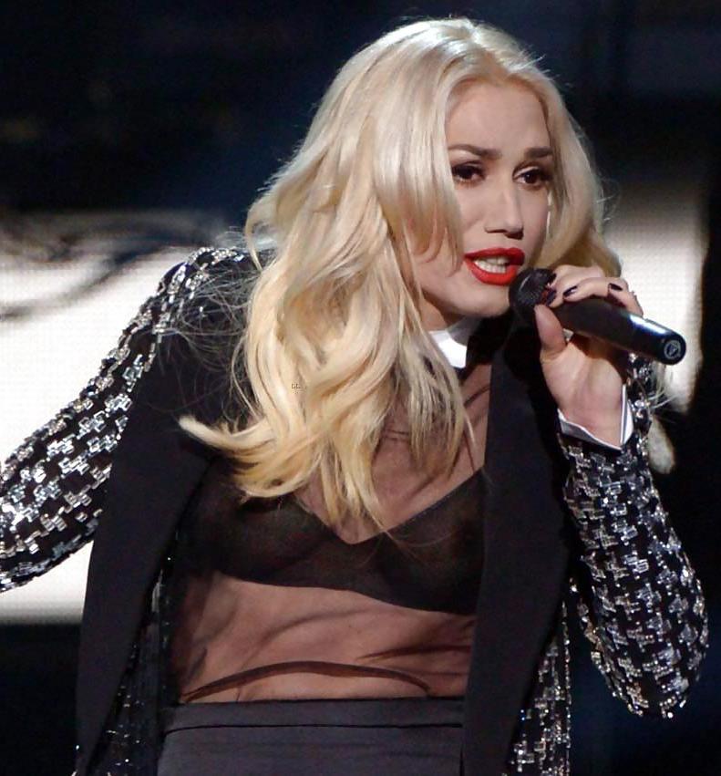 22P Gwen Stefani See-Thru 2