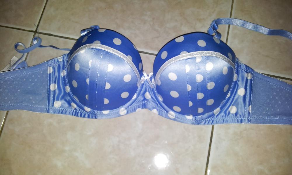 11P Cum on sister blue padded bra