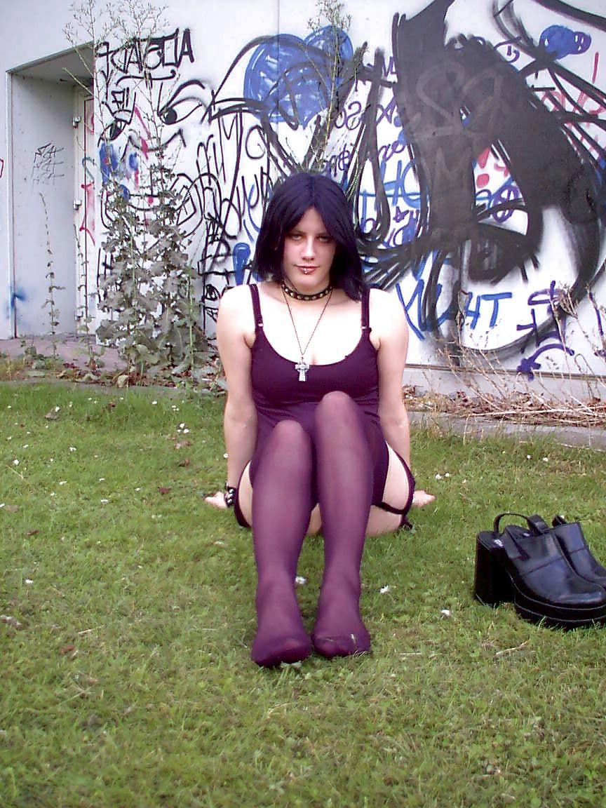 25P Gothic Foot - Yavanna Outdoor