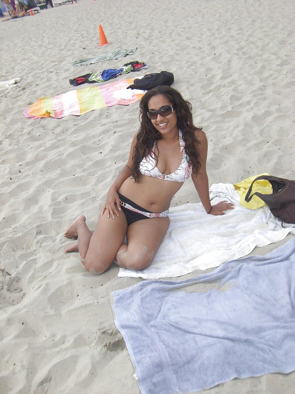 25P Indian Desi Babe Hot & Sexy Indians 