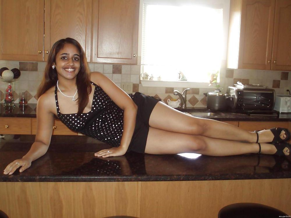25P Indian Desi Babe Hot & Sexy Indians 