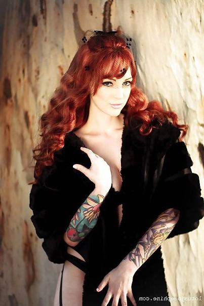 22P Vanessa Lake - Black