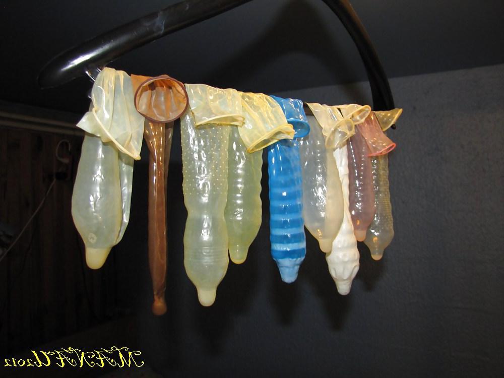 25P LINGERIE, CUM ET CONDOM 2