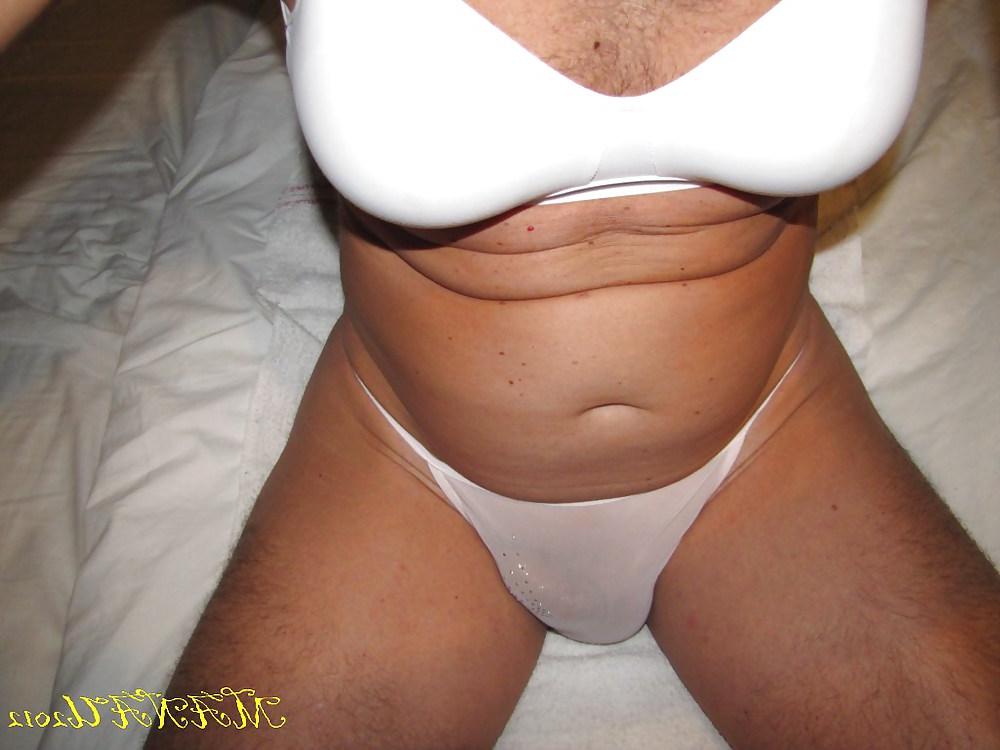 25P LINGERIE, CUM ET CONDOM 2