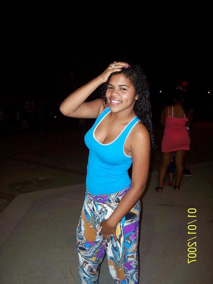 25P WOMAN (AMIGUITAS 52)