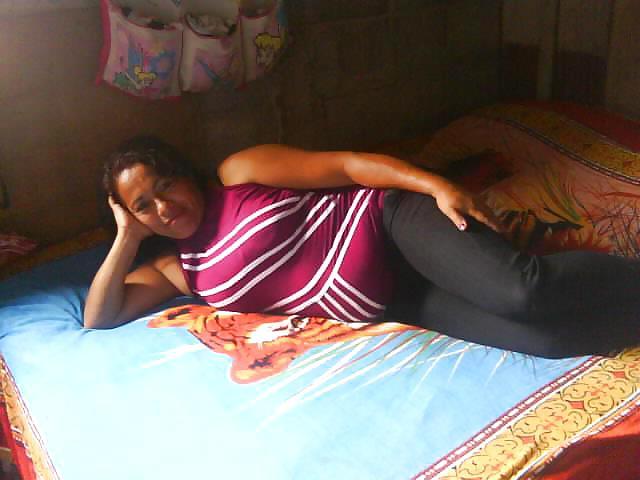 25P WOMAN (AMIGUITAS 52)