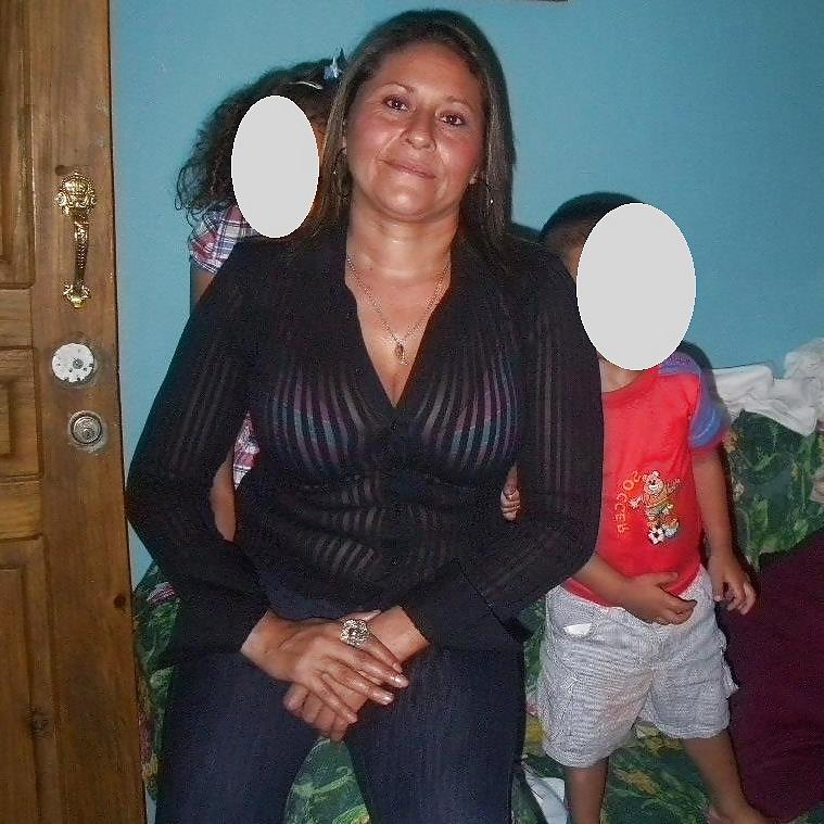 25P WOMAN (AMIGUITAS 52)