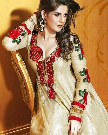 22P Afghani beauty Zareen Khan 