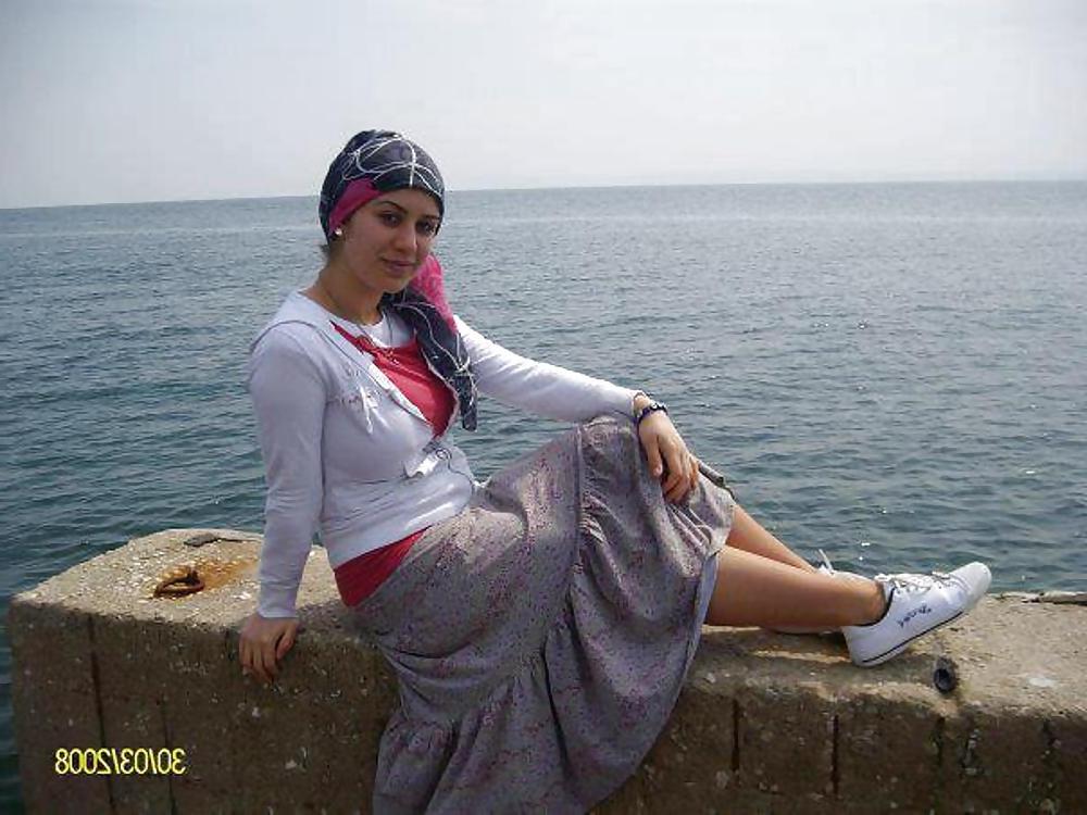 13P Hot arab woman
