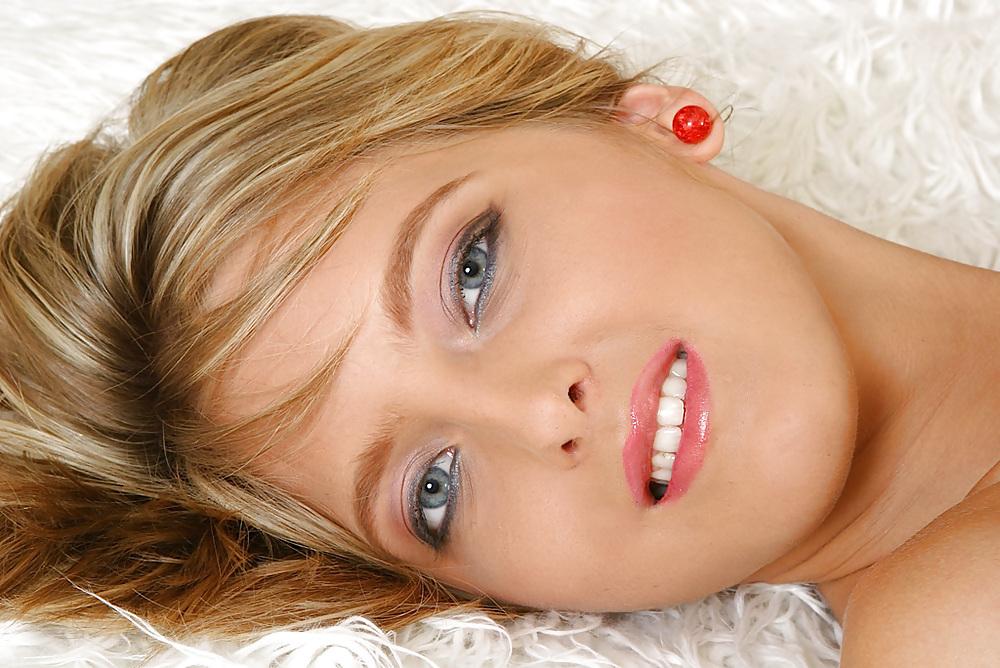15P Blonde Blue Eyed Babe