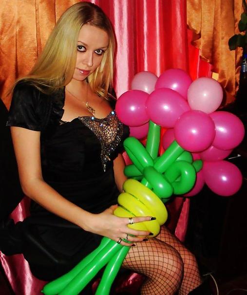 16P Busty Russian Woman 265