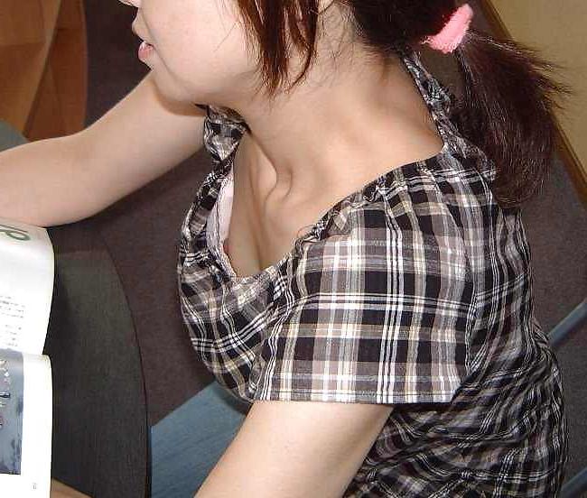 18P Downblouse and Nipple Slip 7