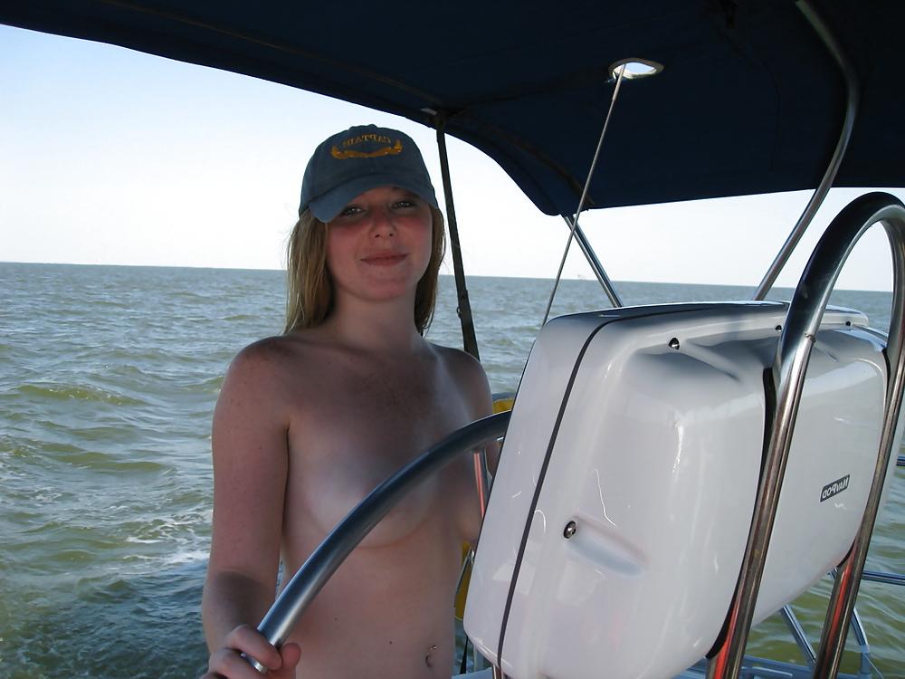 19P Titties at Sea!
