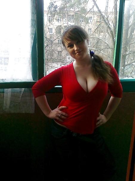 10P Busty Russian Woman 184