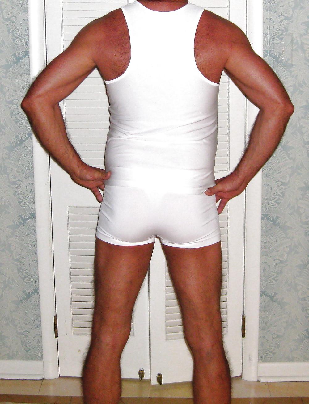 12P Mature guy in white
