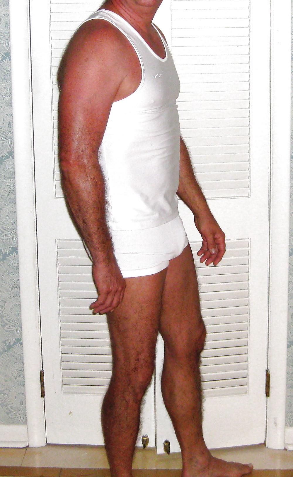 12P Mature guy in white