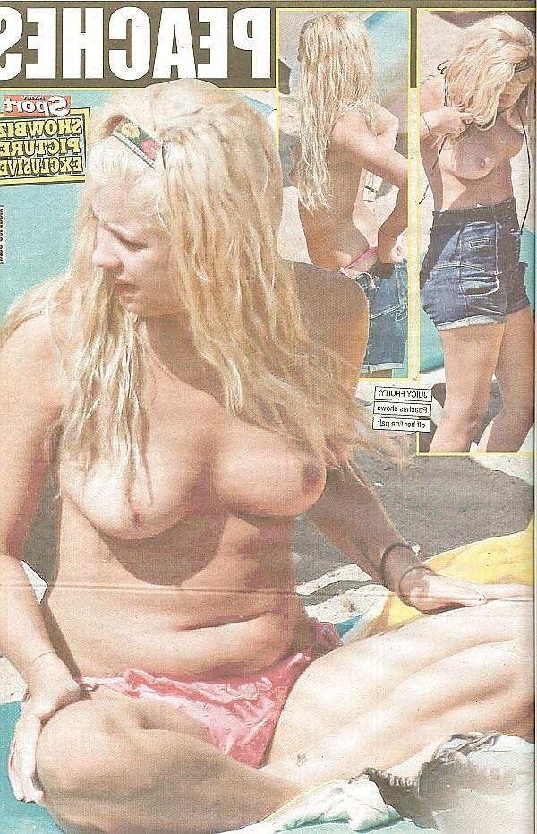 25P Celebs oops 30