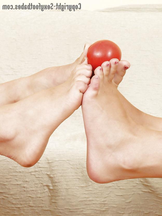 25P Foot food