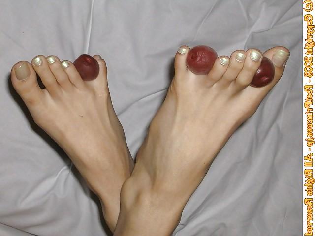 25P Foot food