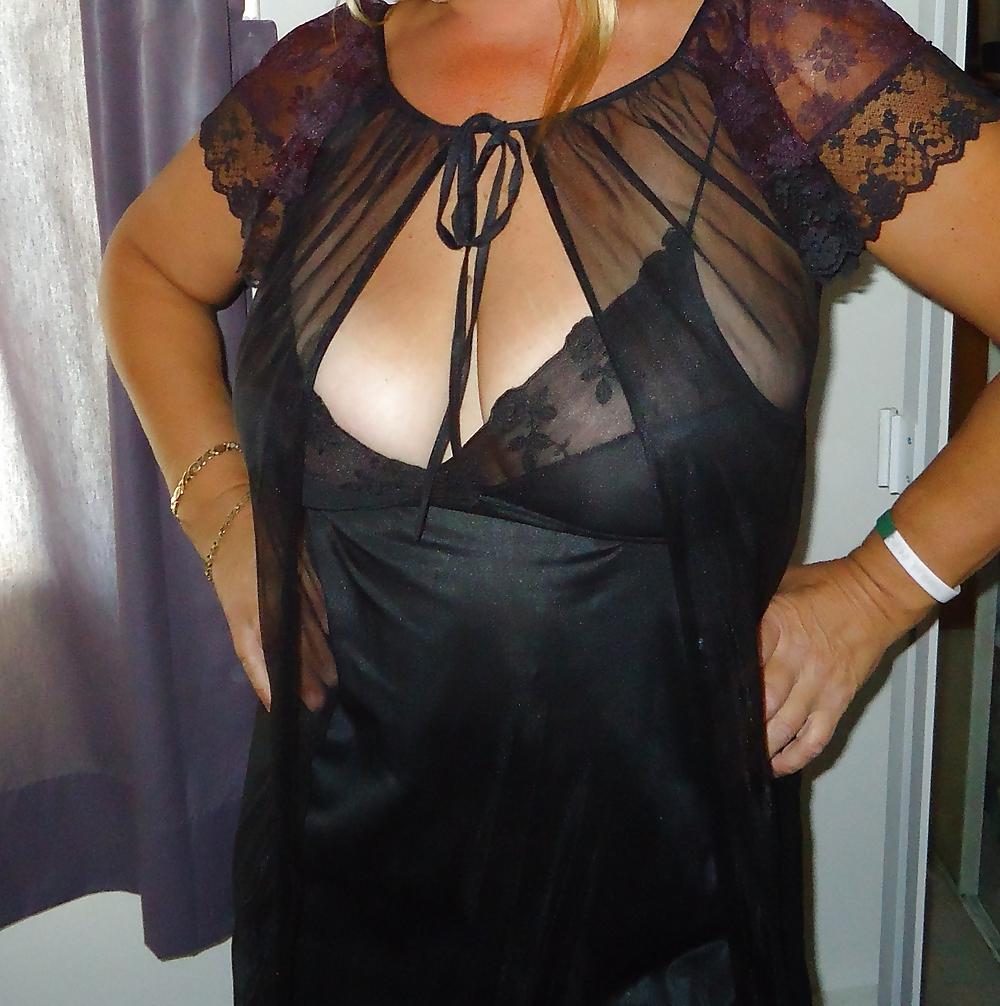8P Wifes See Through