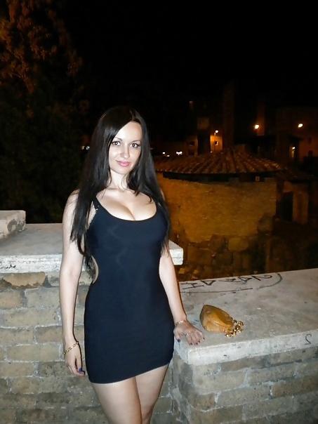 24P Busty Russian Woman 187