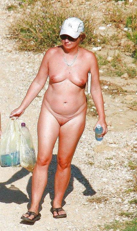 25P CHECK OUT OLDER GALS REAL NICE A1