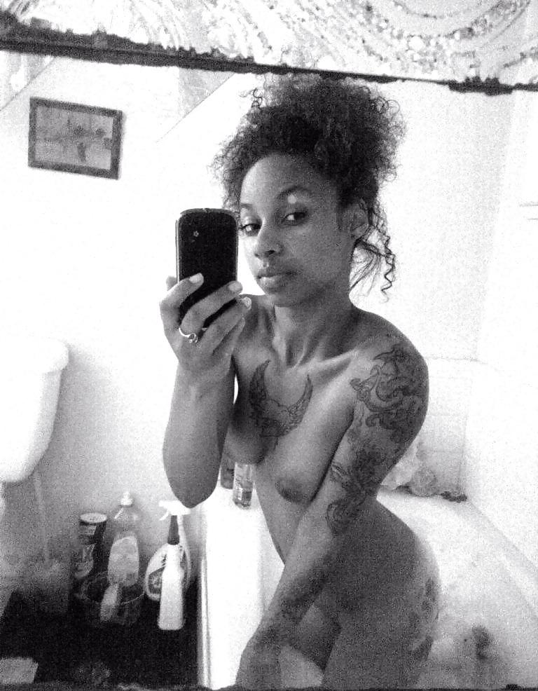 25P Busty self taken