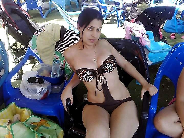 21P Indian Desi Babe Hot & Sexy Indians 2
