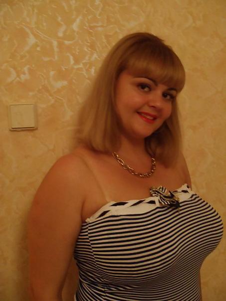 9P Busty Russian Woman 203