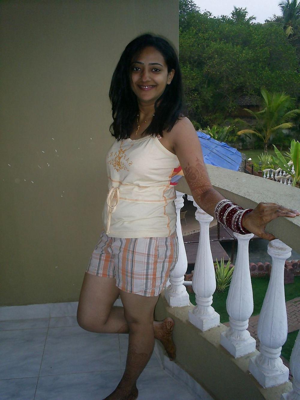 25P Indian Desi Babe Hot & Sexy Indians 