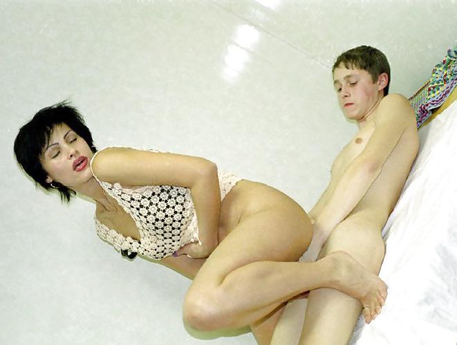 19P Milf Slut 3