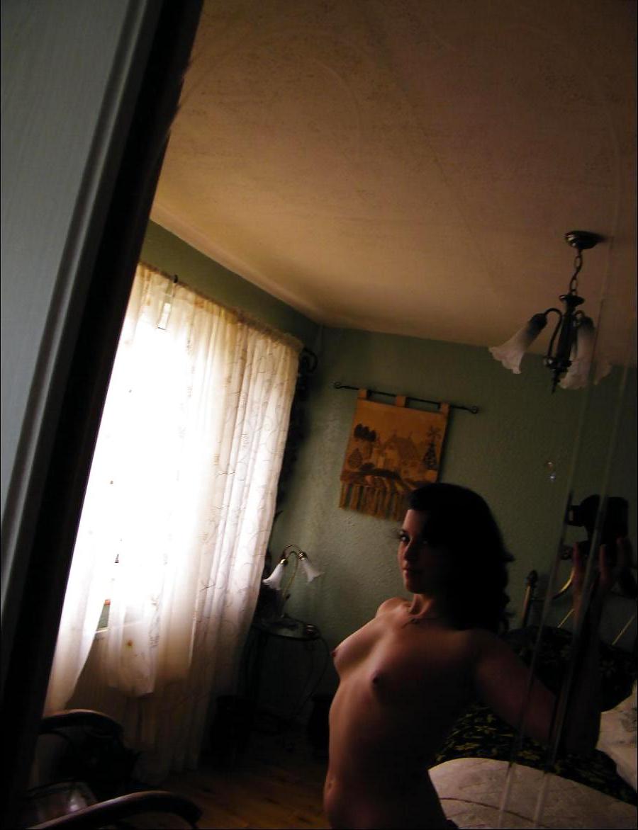 25P Sexy Self Pictures from Liverpool