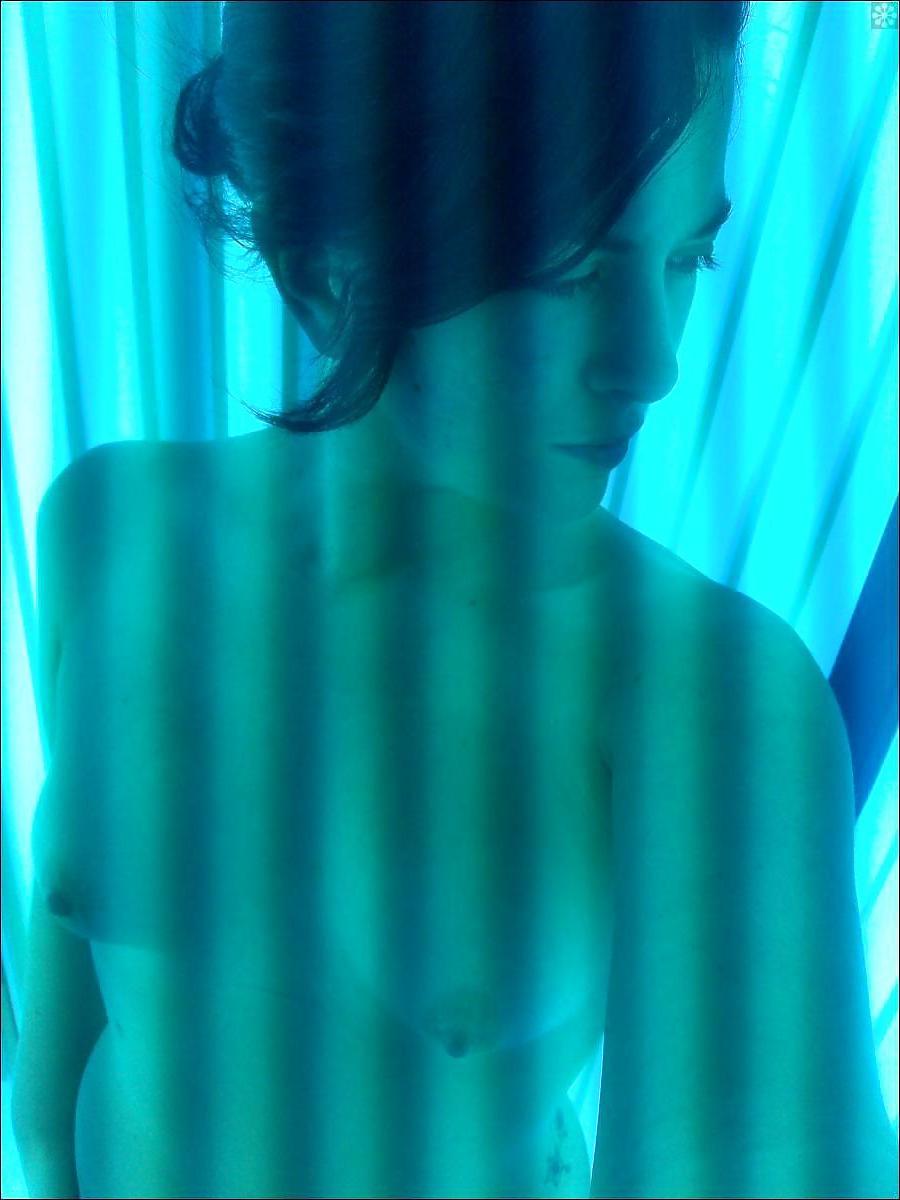 25P Sexy Self Pictures from Liverpool