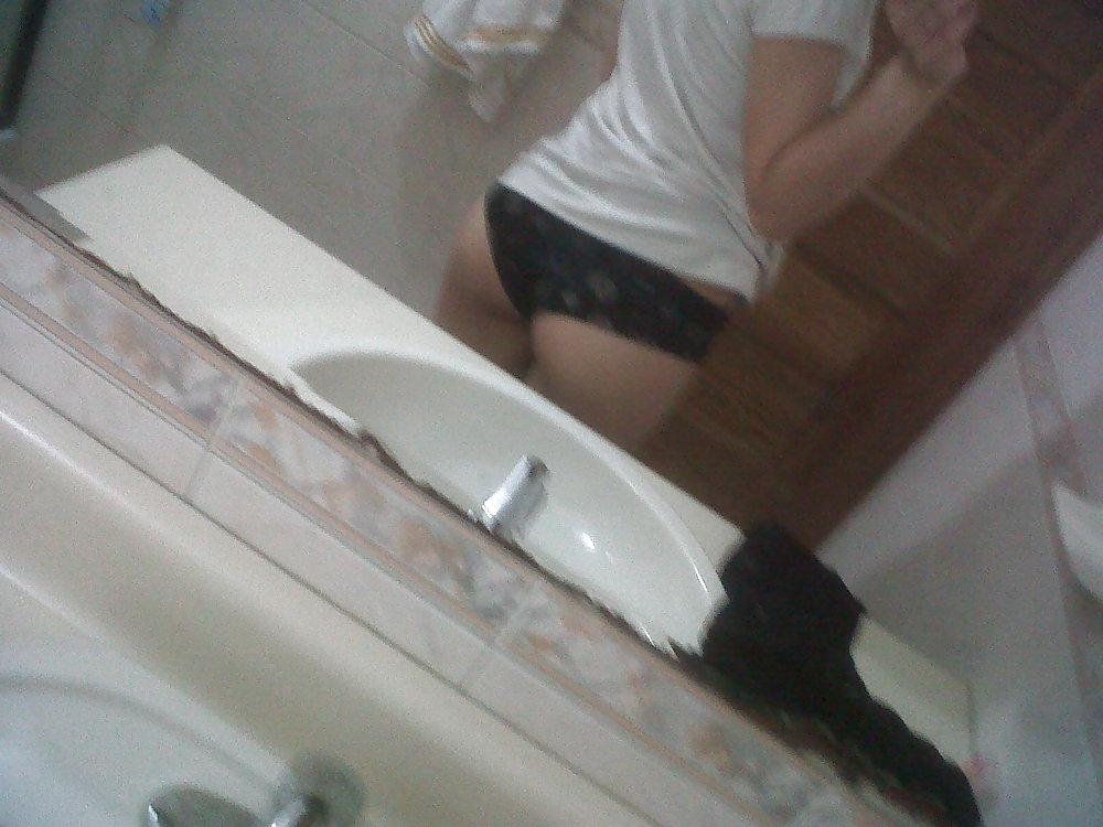 12P More pics of jessika.. who want to see more? 