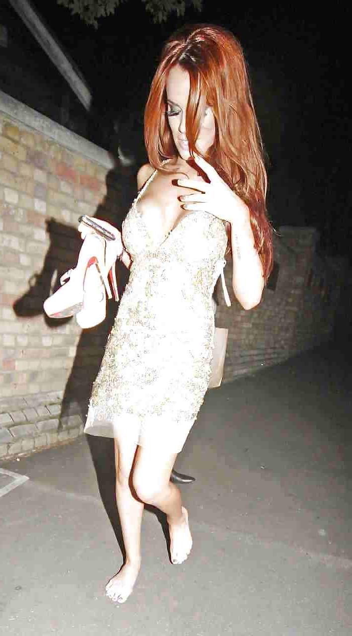 11P Downblouse and upskirt