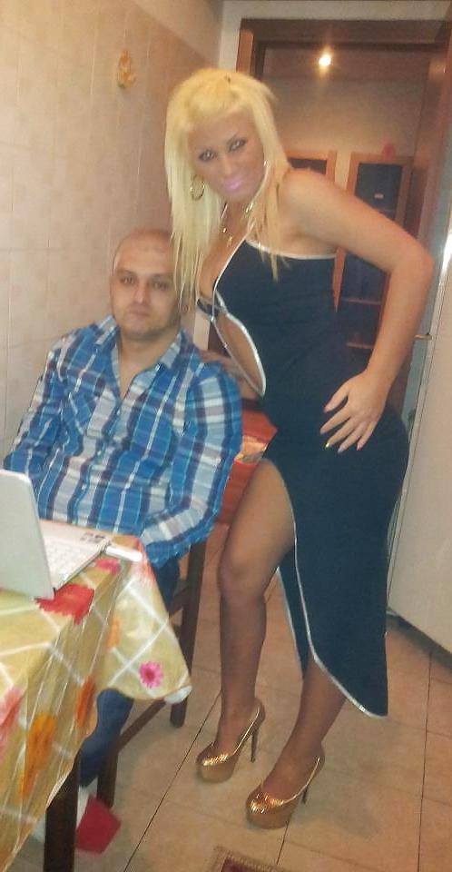 14P Romanian woman: angela