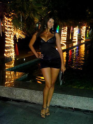16P Busty Russian Woman 208